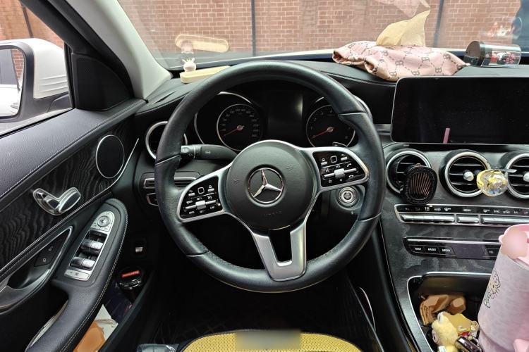 Used Mercedes-Benz C-Class 2019 C 180 L Fashion Edition Sport Version Steering Wheel