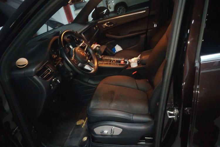 Used Porsche Macan 2020 Macan 2.0T Left Front Seat