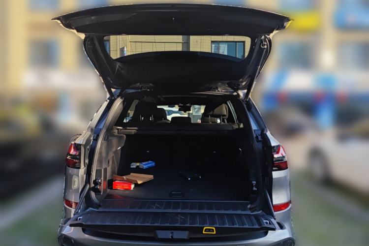 Used BMW X5 2023 xDrive 40Li M Sport Package