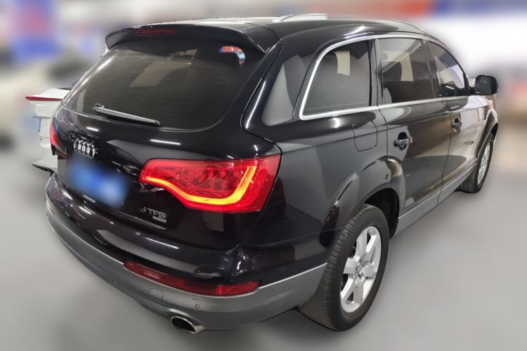 Used Audi Q7  Rear Right 45 Deg
