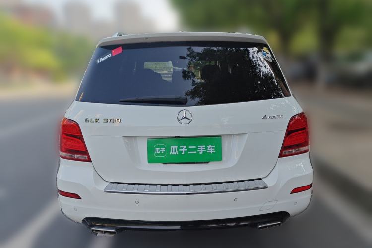 Used Mercedes-Benz GLK-Class 2013 GLK 300 4MATIC Dynamic Sunroof Model
