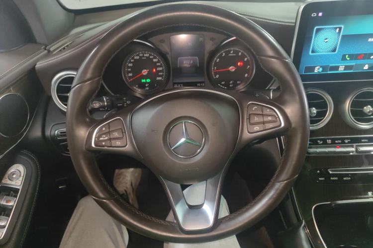 Used Mercedes-Benz GLC 2019 GLC 260 4MATIC Dynamic Edition Steering Wheel