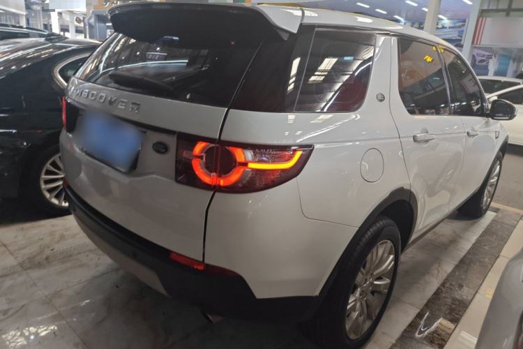 Used Land Rover Discovery Sport 2016 2.0T HSE Rear Right 45 Deg