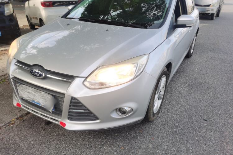 Used Ford Focus 2012 Hatchback 1.6L Automatic Fashion Edition
