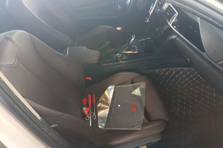 Used BMW 3 Series 2018 320Li Fashion Model Right Front Seat