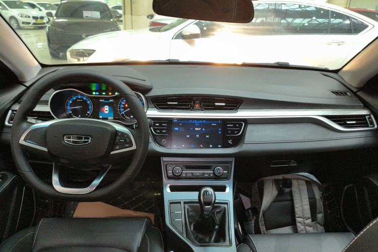 Used Geely Auto Emgrand 2019 Leading Edition 1.5L Manual Luxury Model China VI Standard
