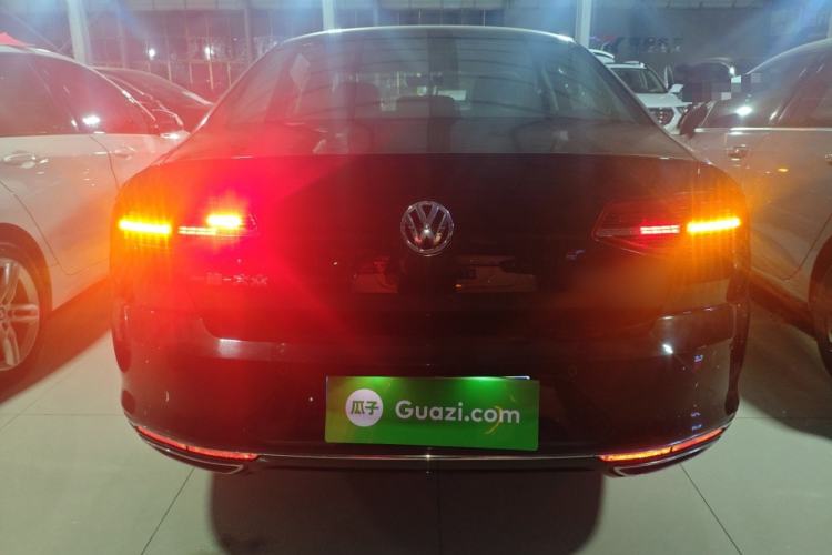 Used Volkswagen Magotan 2018 Facelift 330TSI DSG Luxury Model
