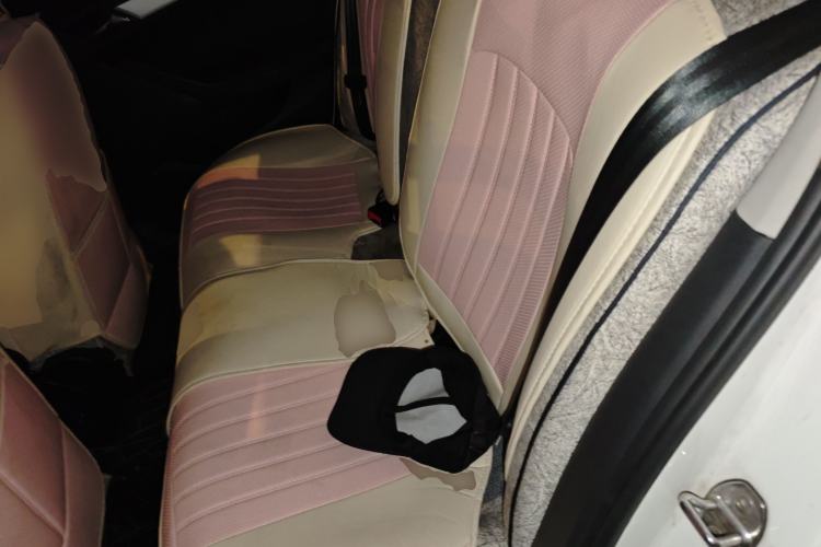 Used Volkswagen Jetta 2015 1.6L Automatic Comfort Model Left Rear Seat