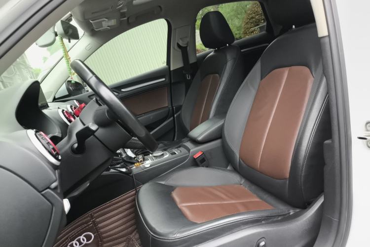 Used Audi A3 2016 Limousine 40 TFSI Style Edition Left Front Seat