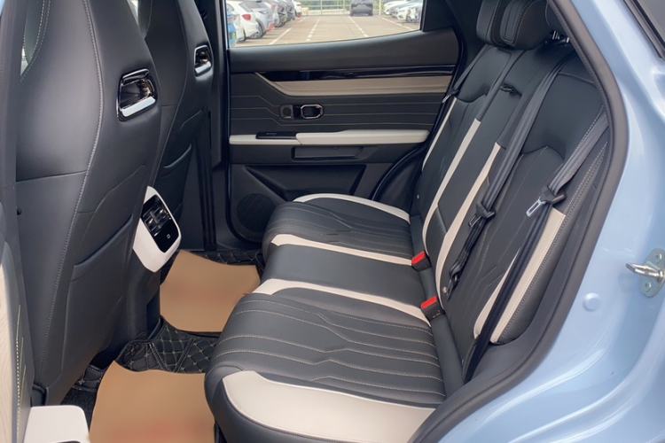 Used JETOUR Shanhai L6 2024 1.5TD DHT ULTRA