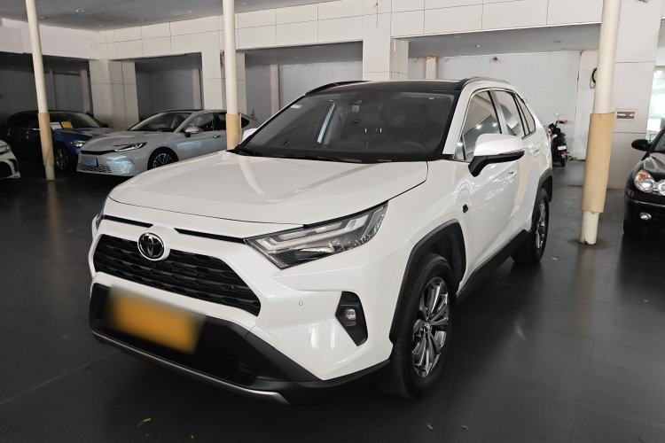 Used Toyota RAV4 2023 2.0L CVT Two-Wheel Drive Fashion Plus Edition