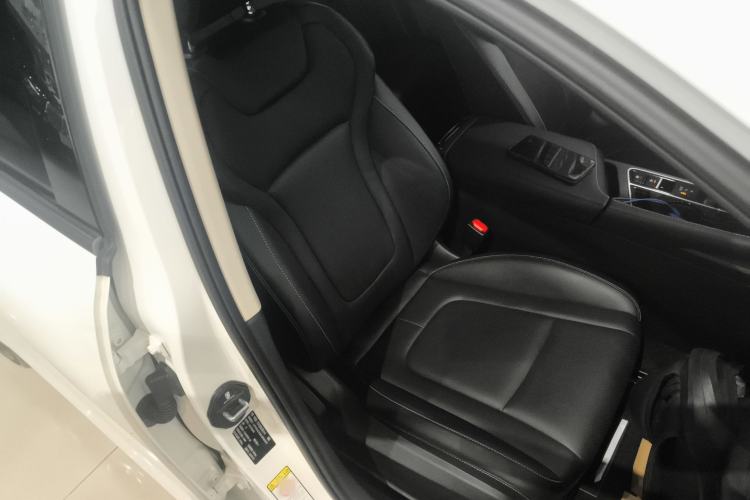 Used Bestune B70 2022 Third Generation 1.5T Automatic Enjoyment Version
