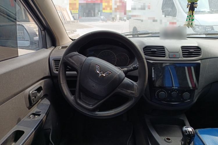 Used Wuling Hongguang 2013 1.5L Base Version