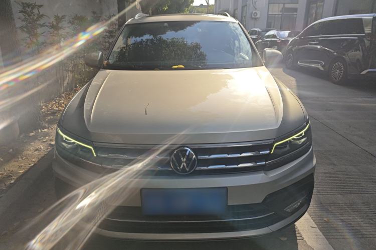 Used Volkswagen Tiguan L 2021 330TSI Automatic Two-Wheel Drive R-Line Flagship Edition
