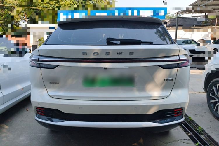 Used Roewe D5X DMH 2024 135 Tech Edition
