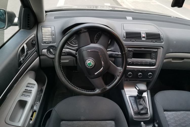 Used Skoda Octavia 2012 1.6L Automatic Yijie Edition