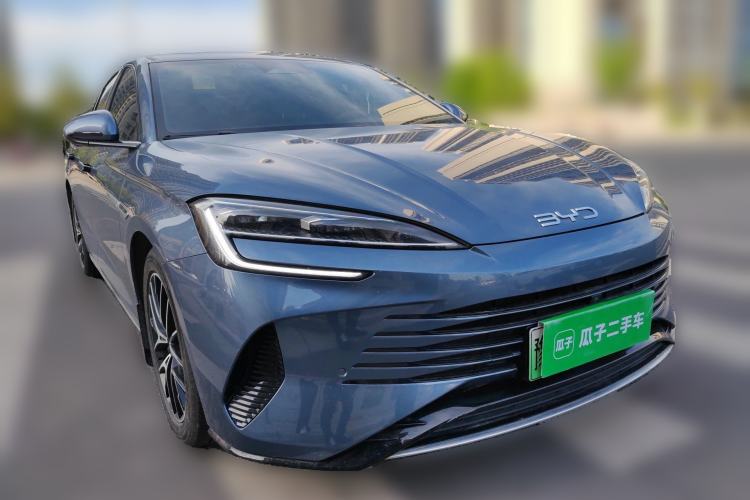 Used BYD Seal 2023 DM-i 1.5T 121km Prestige Model Front Right 45 Deg