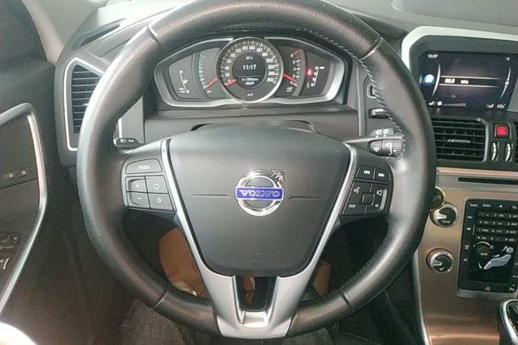 Used Volvo XC60 2017 T5 Smart Upgrade Edition
