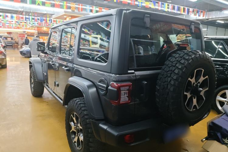 Used Jeep Wrangler 2019 2.0T Rubicon Four-Door Version China VI Emission Standard