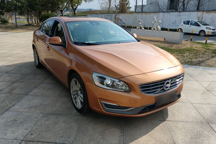 Used Volvo S60 2014 S60L 2.0T Zhiyuan Edition