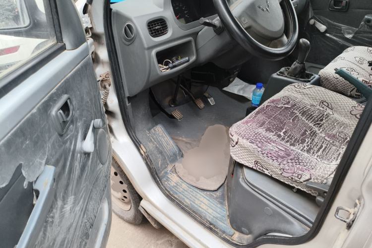 Used Wuling Zhiguang 2010 1.0L New Version Practical Short-Body L2Y