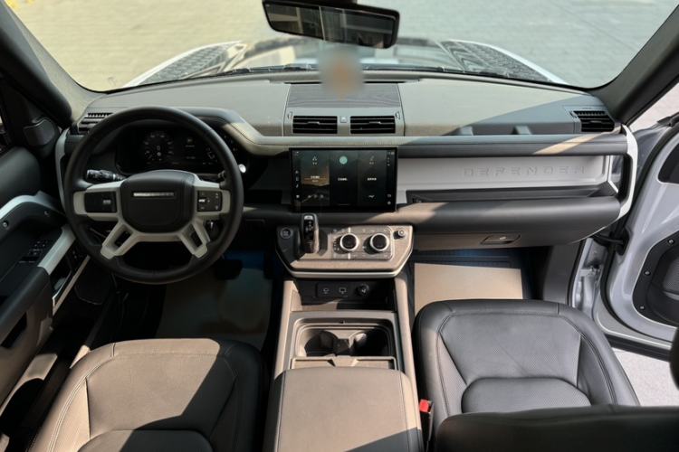 Used Land Rover Defender 2023 90 3.0T P400 XS
