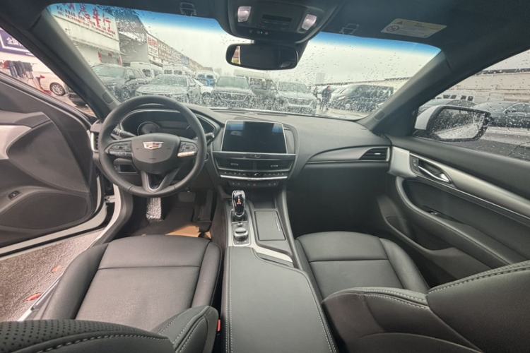 Used Cadillac CT5 2022 28T Luxury Edition Interior 2