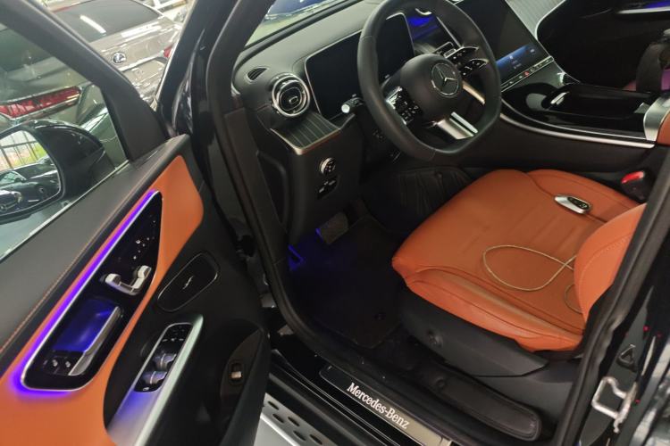 Used Mercedes-Benz GLC 2023 Refreshed GLC 300 L 4MATIC Dynamic Edition 5 Seats Driver Seat