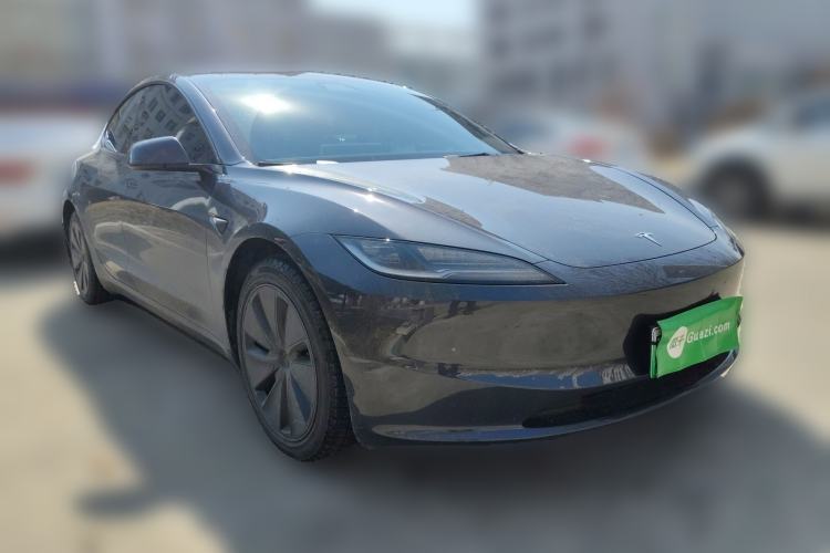 Used Tesla Model 3 2025 Rear-Wheel-Drive Version Front Right 45 Deg