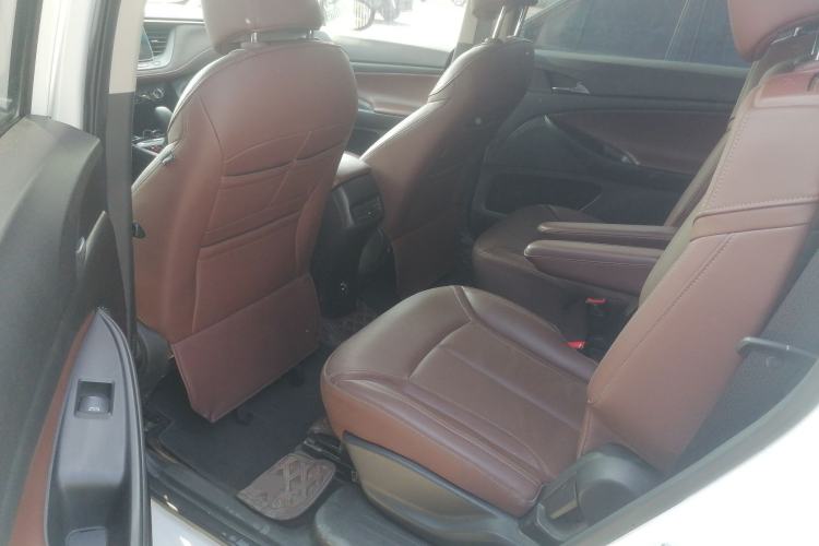 Used Buick GL6 2019 18T 6-Seater Connected Luxury Version China VI Standard Left Rear Seat