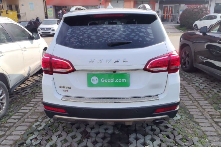Used Haval H6 2015 Revised Version Sport Edition 1.5T Manual Transmission Two-Wheel Drive Elite Grade

