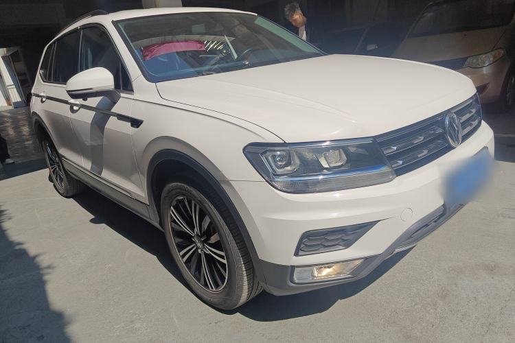 Used Volkswagen Tiguan L 2020 330TSI Automatic Two-Wheel Drive Luxury Edition China VI Standard