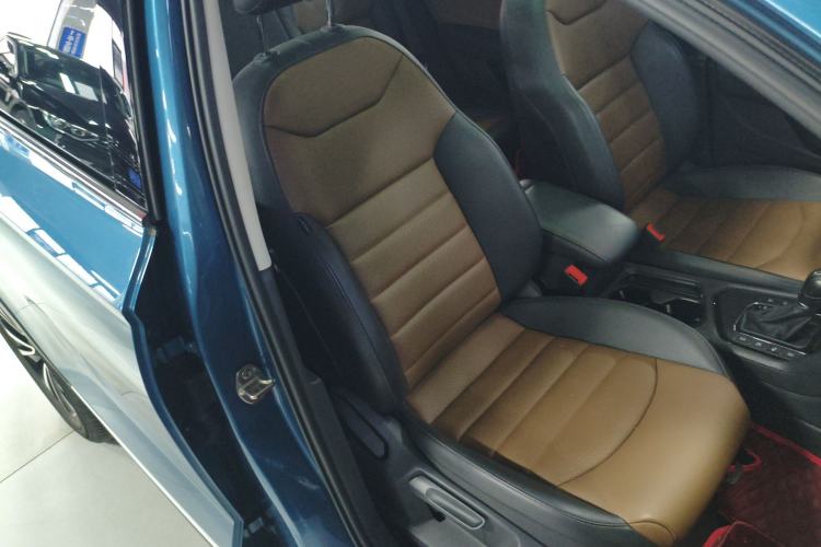 Used Volkswagen Tharu 2019 280TSI Two-Wheel Drive Flagship Edition China V Standard
