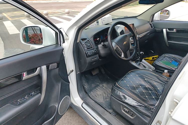 Used Chevrolet Captiva 2015 2.4L Two-Wheel Drive Urban Version 7 Seats