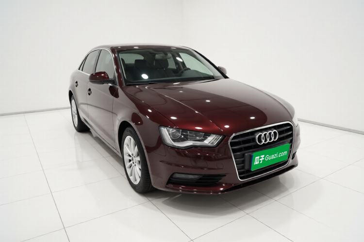 Used Audi A3 2014 Limousine 35 TFSI Automatic Advanced Model Front Right 45 Deg
