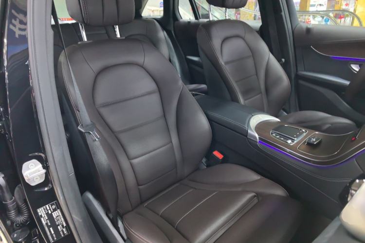 Used Mercedes-Benz GLC 2020 Facelift GLC 300 L 4MATIC Dynamic Edition
