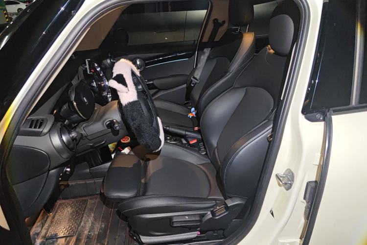 Used MINI 2022 Updated 1.5T COOPER Classic Edition Five-Door Version