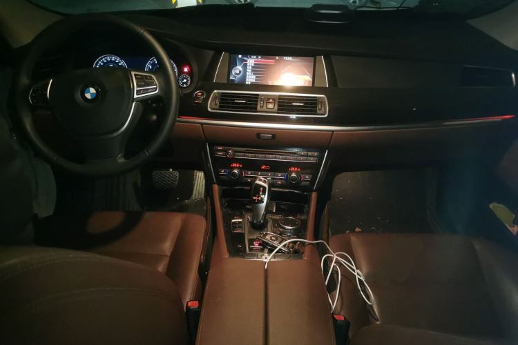 Used BMW 5 Series GT 2017 528i Leading Model