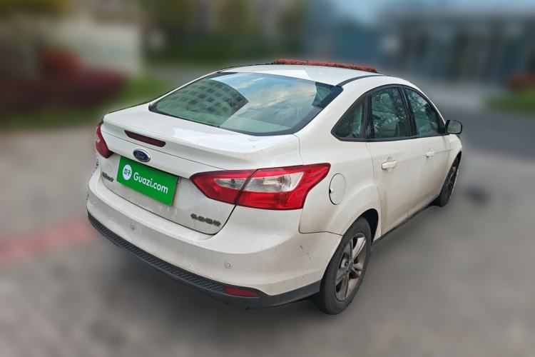 Used Ford Focus 2012 Sedan 1.6L Automatic Fashion Edition
