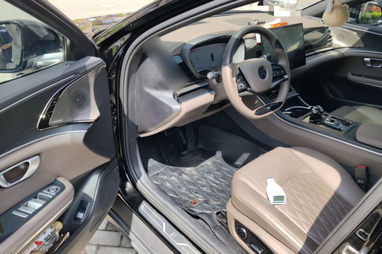 Used BYD Han 2023 DM-i Champion Edition 200KM Flagship Model