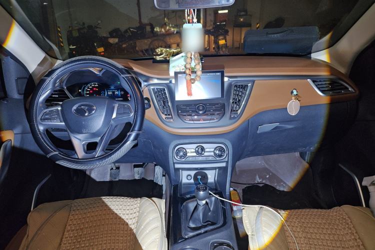 Used Soueast DX7 2016 1.5T Manual Triumph Edition
