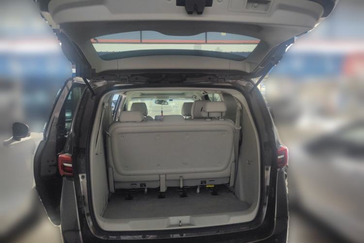 Used Buick GL8 2020 Land Business Class 652T Luxury Model Trunk