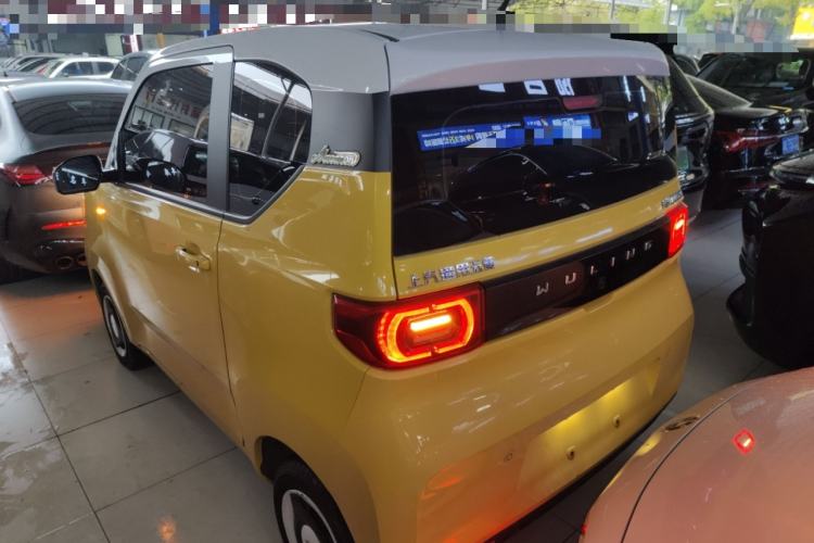 Used Wuling Hongguang MINIEV 2021 Macaron Fashion Model Lithium Iron Phosphate Exterior 2