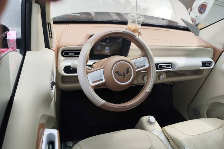 Used Wuling Hongguang MINIEV 2024 3rd Generation 215km Youth Edition