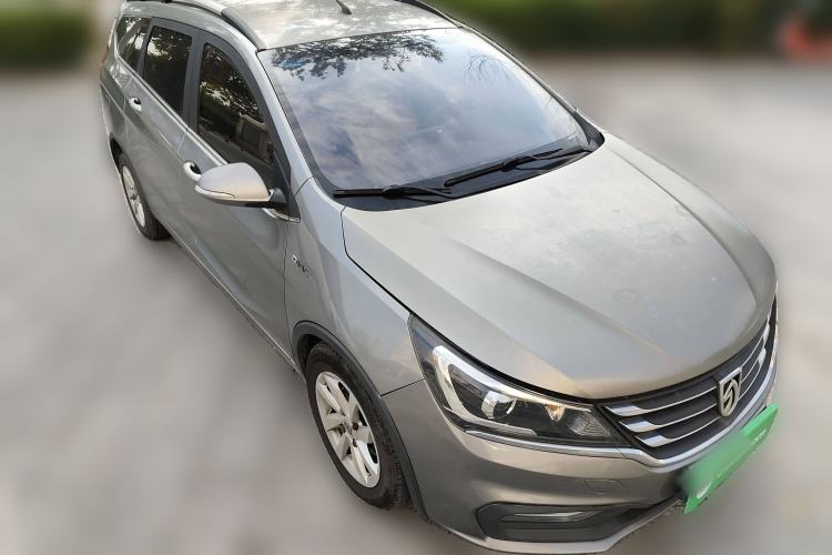 Used Baojun 310W 2017 1.5L Manual Fashion Model China V