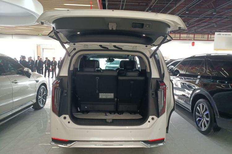 Used GAC Trumpchi M8 2024 Master Series 400T Ultimate Edition Trunk