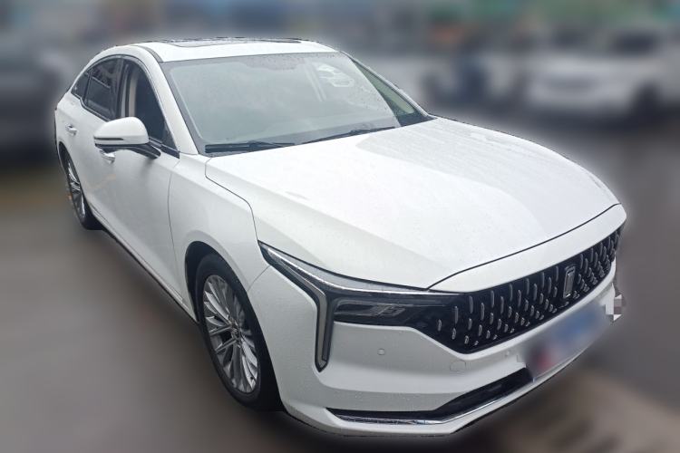 Used Bestune B70 2023 Third Generation 1.5T Automatic Enjoyment Version 70th Anniversary Edition Front Right 45 Deg