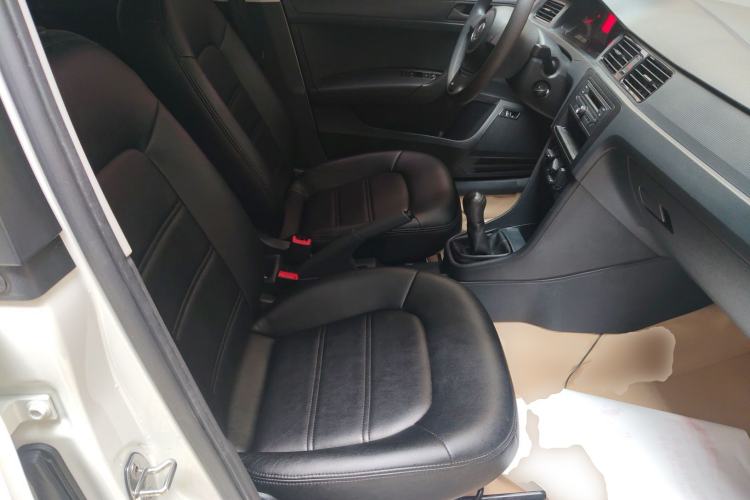 Used Volkswagen Santana 2015 1.4L Manual Fashion Edition