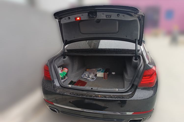 Used BMW 7 Series 2013 740Li Leading Model Trunk