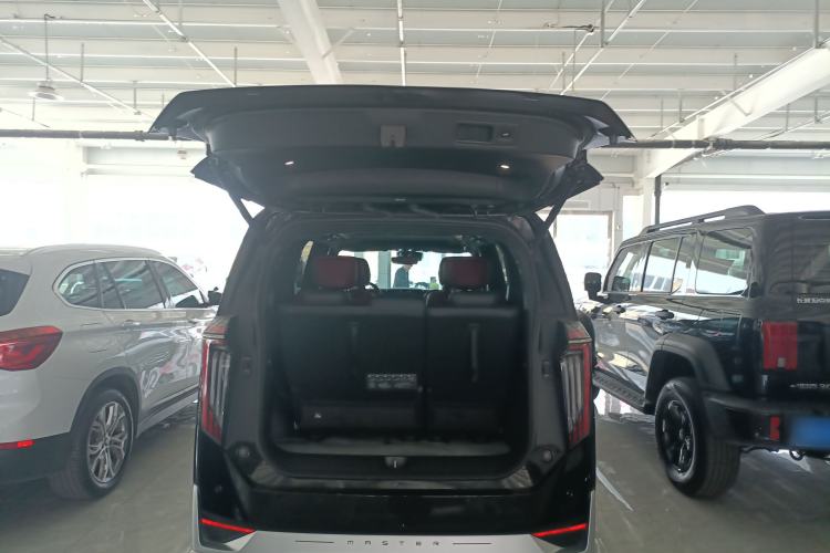 Used GAC Trumpchi M8 2023 Zongshi Series 400T Flagship Edition Trunk